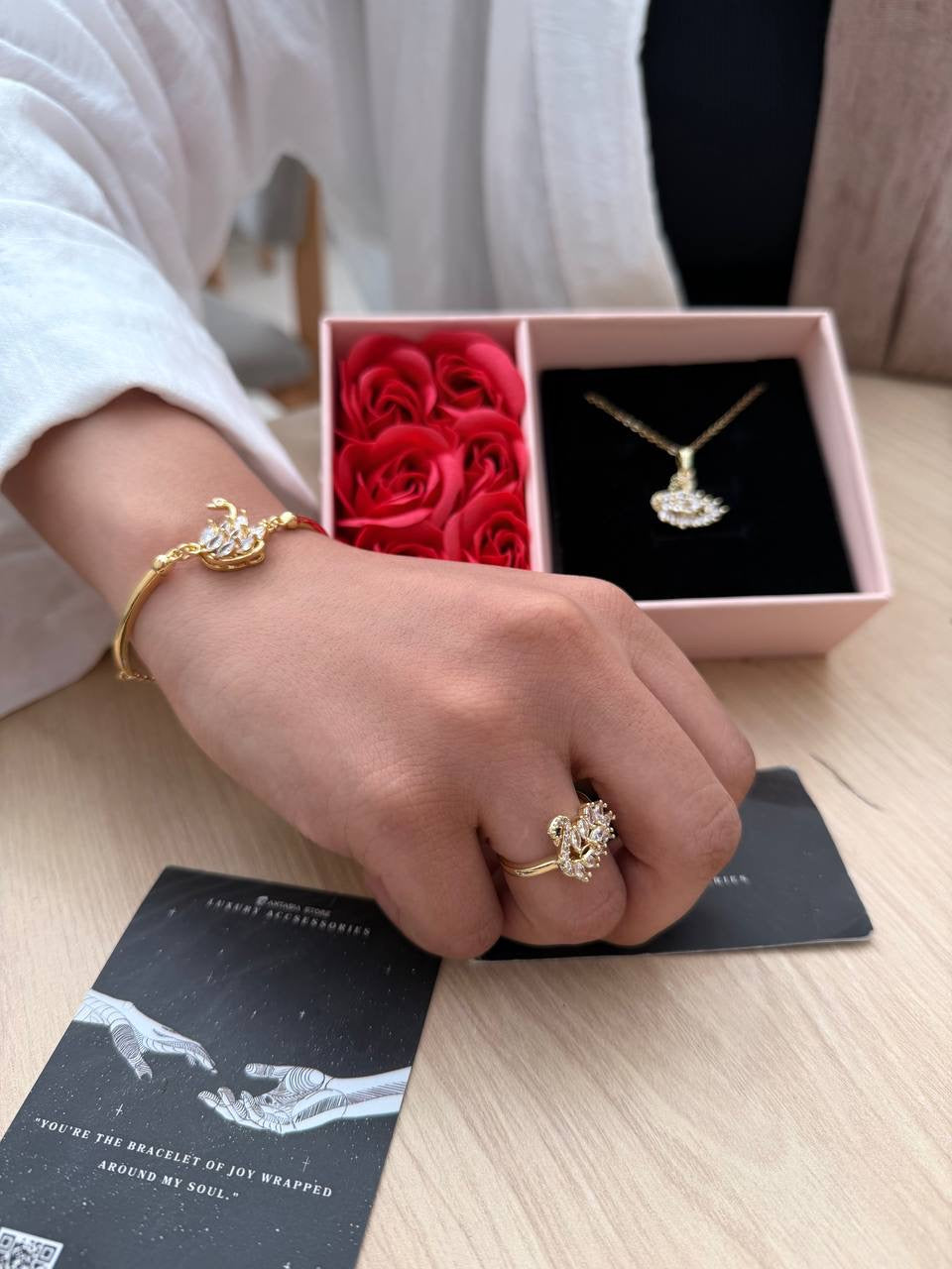 Swan bundle Gift Box