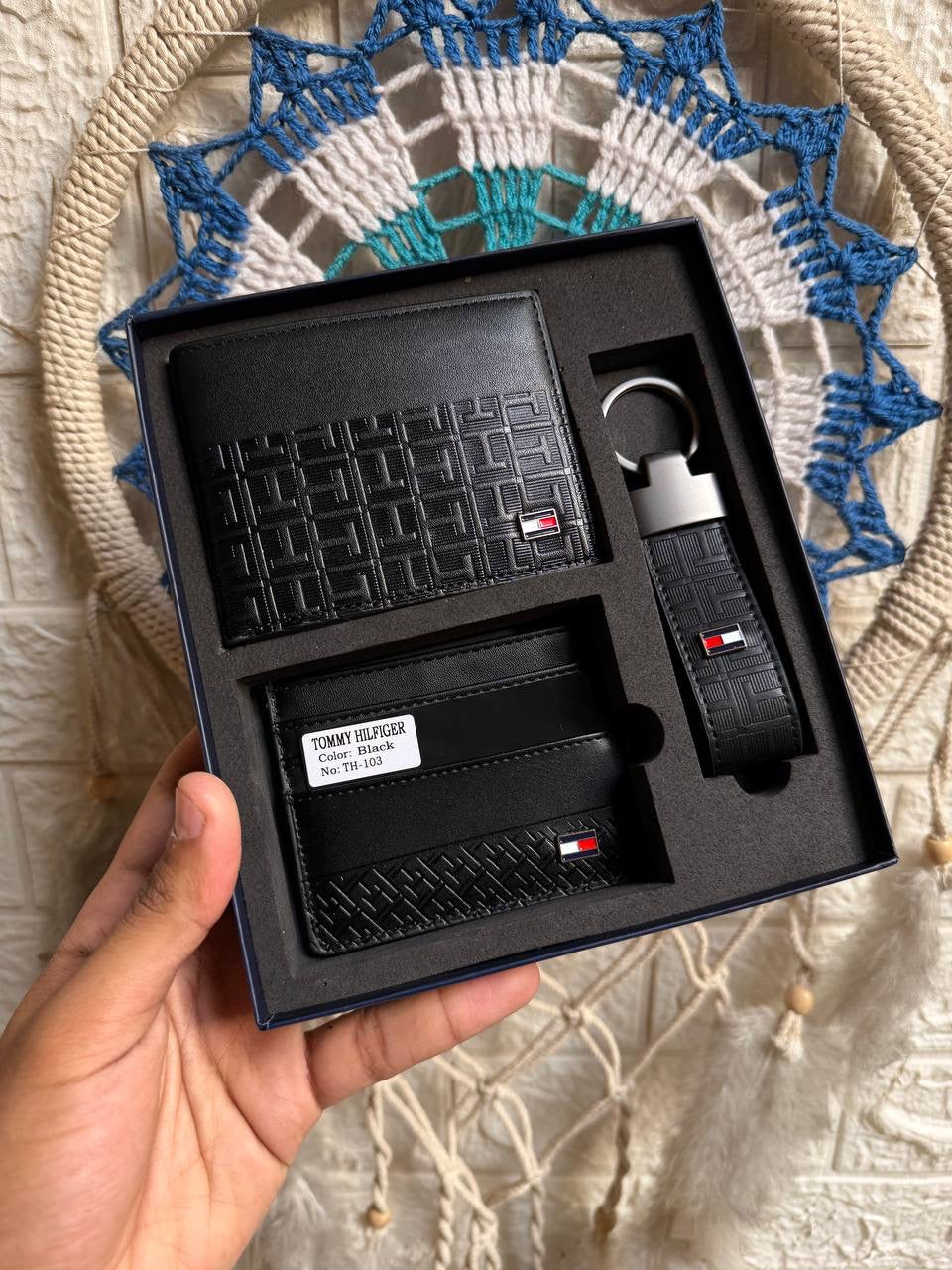 Premium Tommy Hilfiger Leather Gift Box 5
