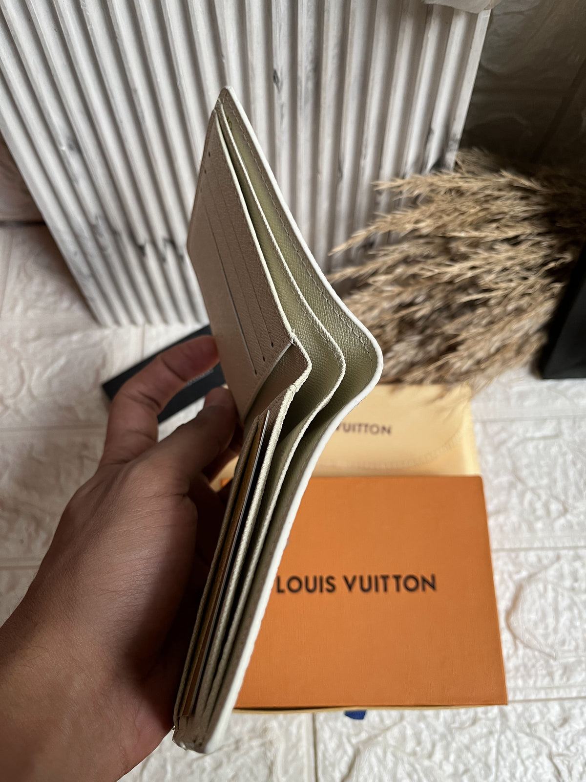 L-V Wallet 3 Color