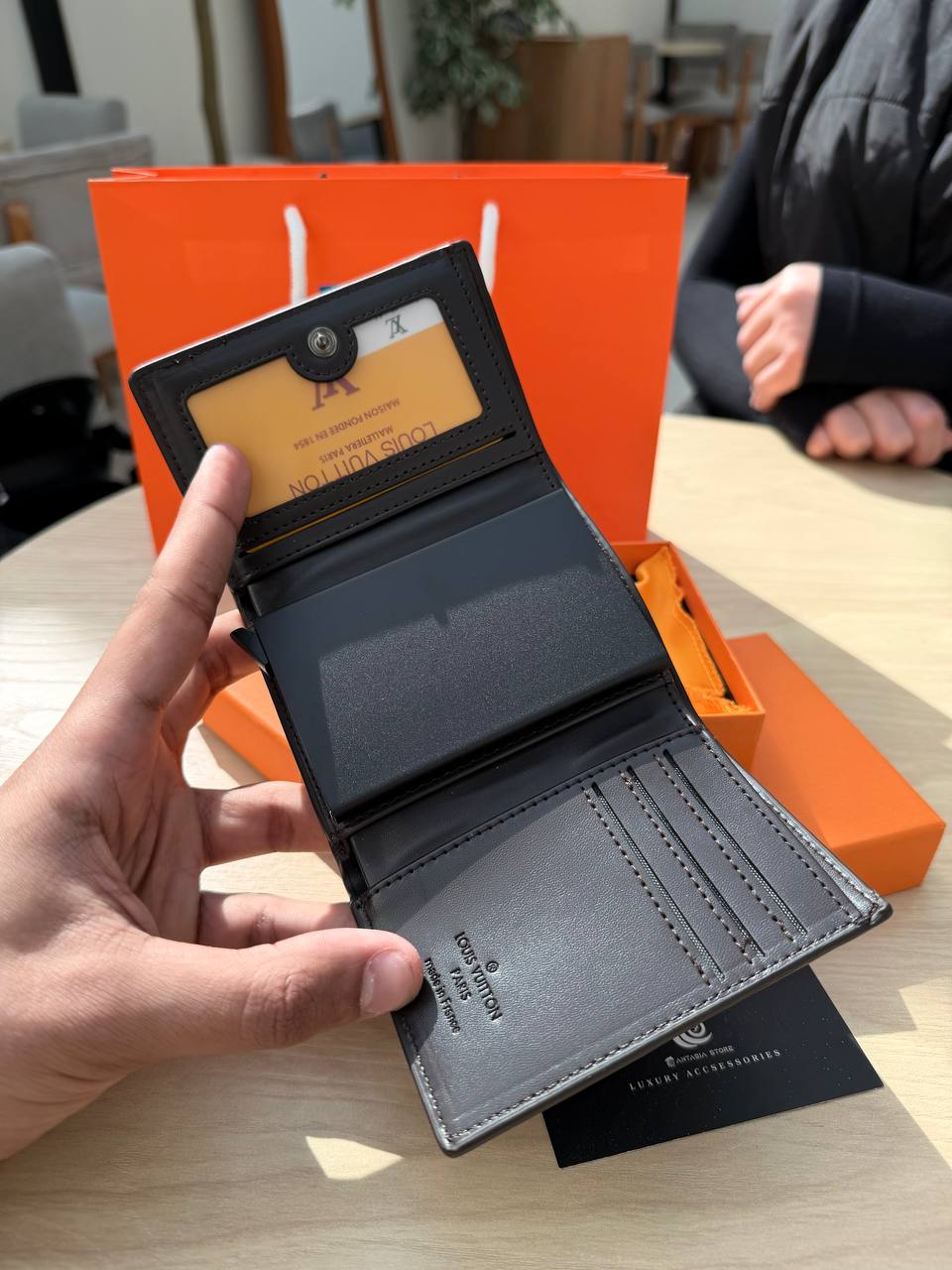 Louis Vuitton Set "wallet+bracelet"