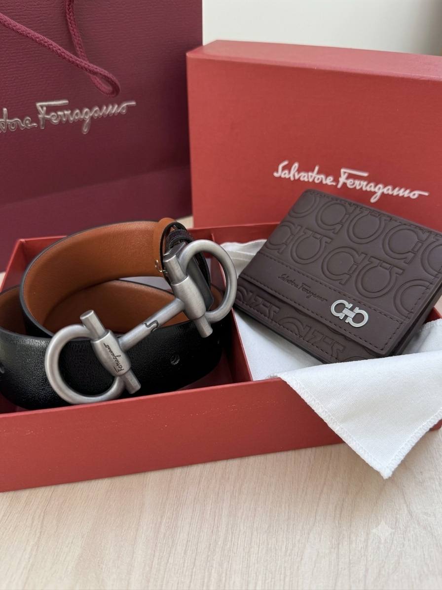 ferragamo Box “ wallet +belt”
