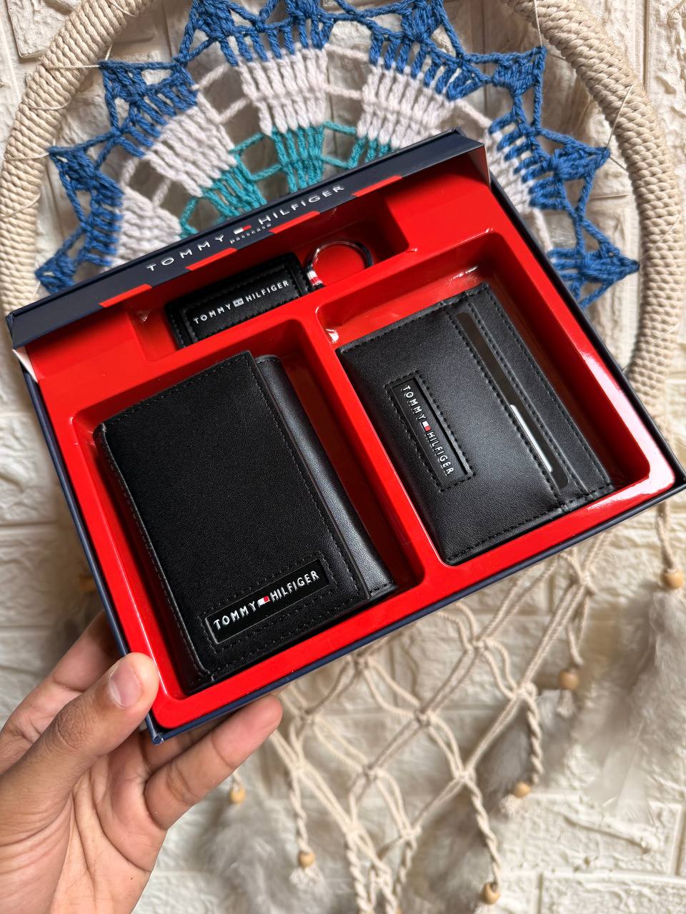 Premium Tommy Hilfiger Leather Gift Box 7