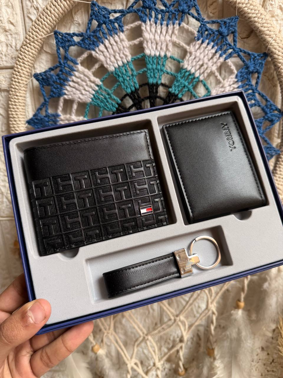 Premium Tommy Leather Gift Box 10
