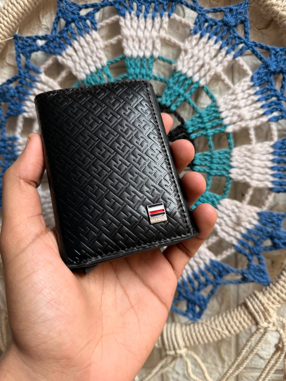 Tommy Hilfiger Men's Slim Wallet & Card Holder 2