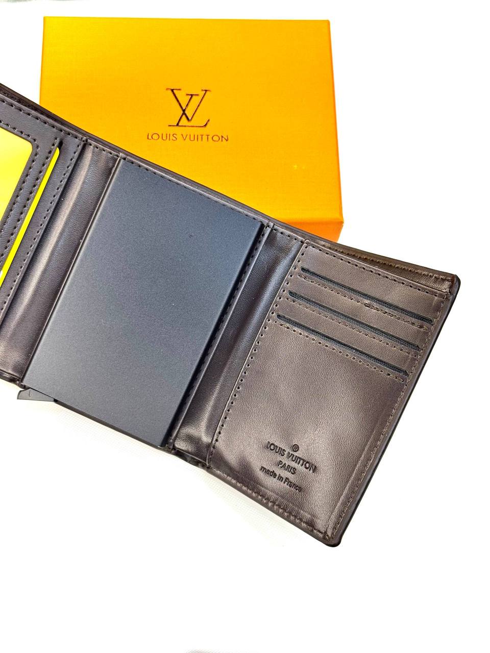 L.V Men's Slim Wallet & Card Holder "3"