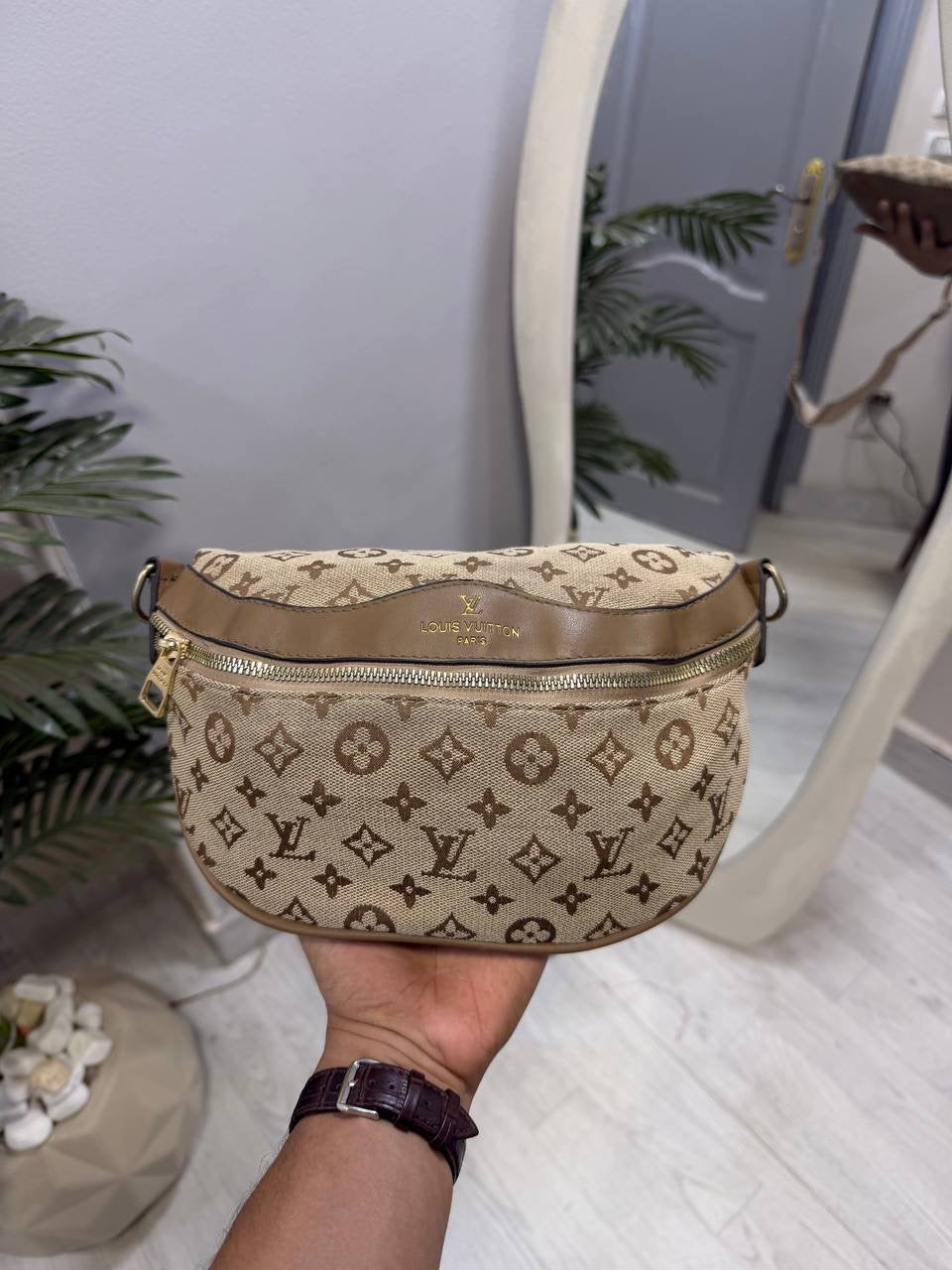 Beige Cross Bag “L-v”