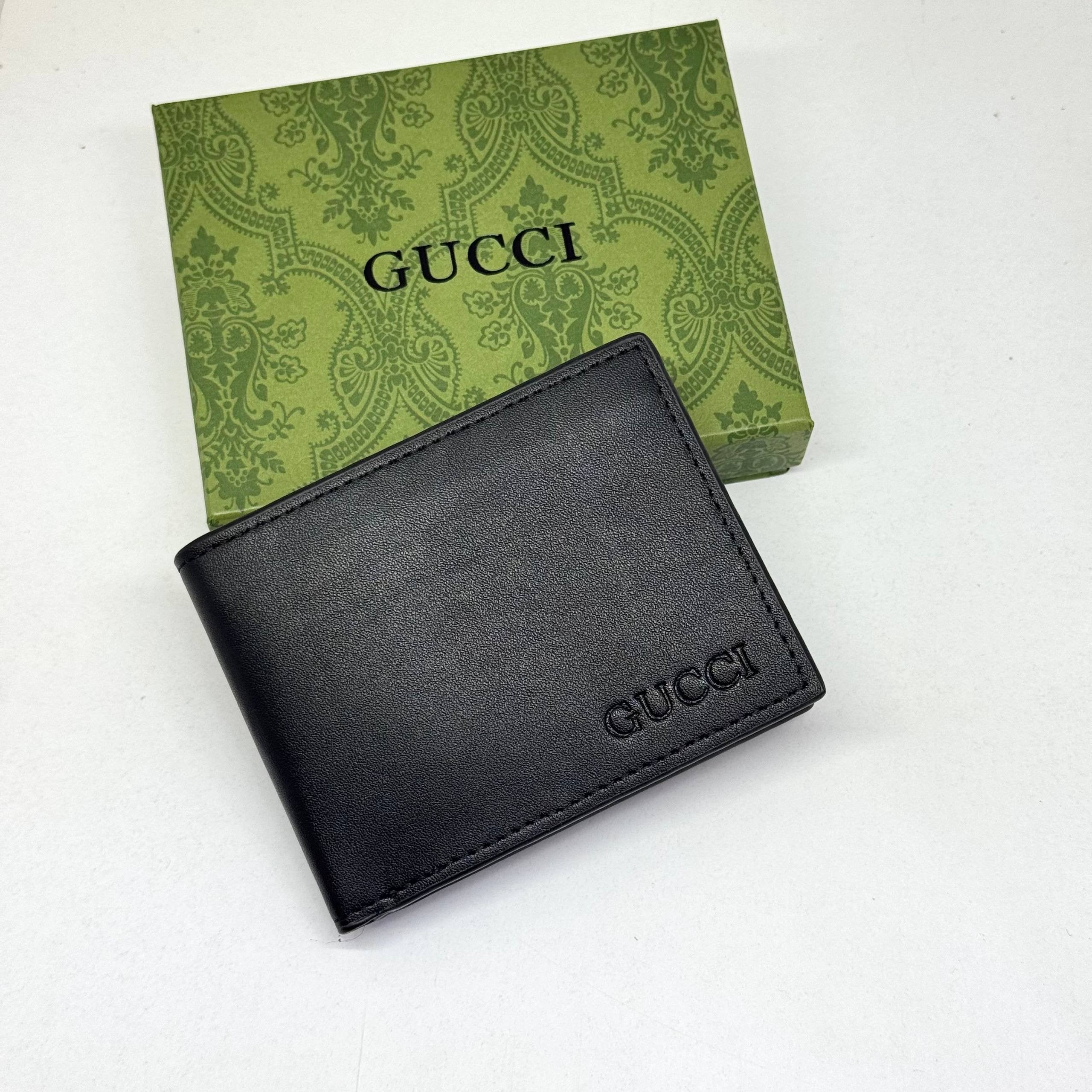 Minimal Gucci Wallet