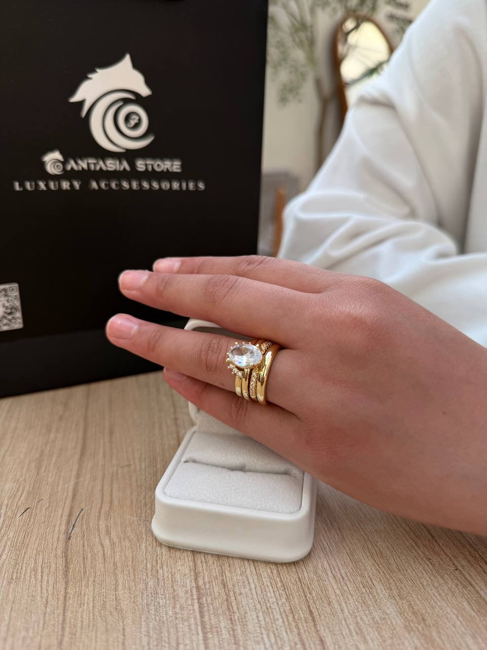 Queen Ring