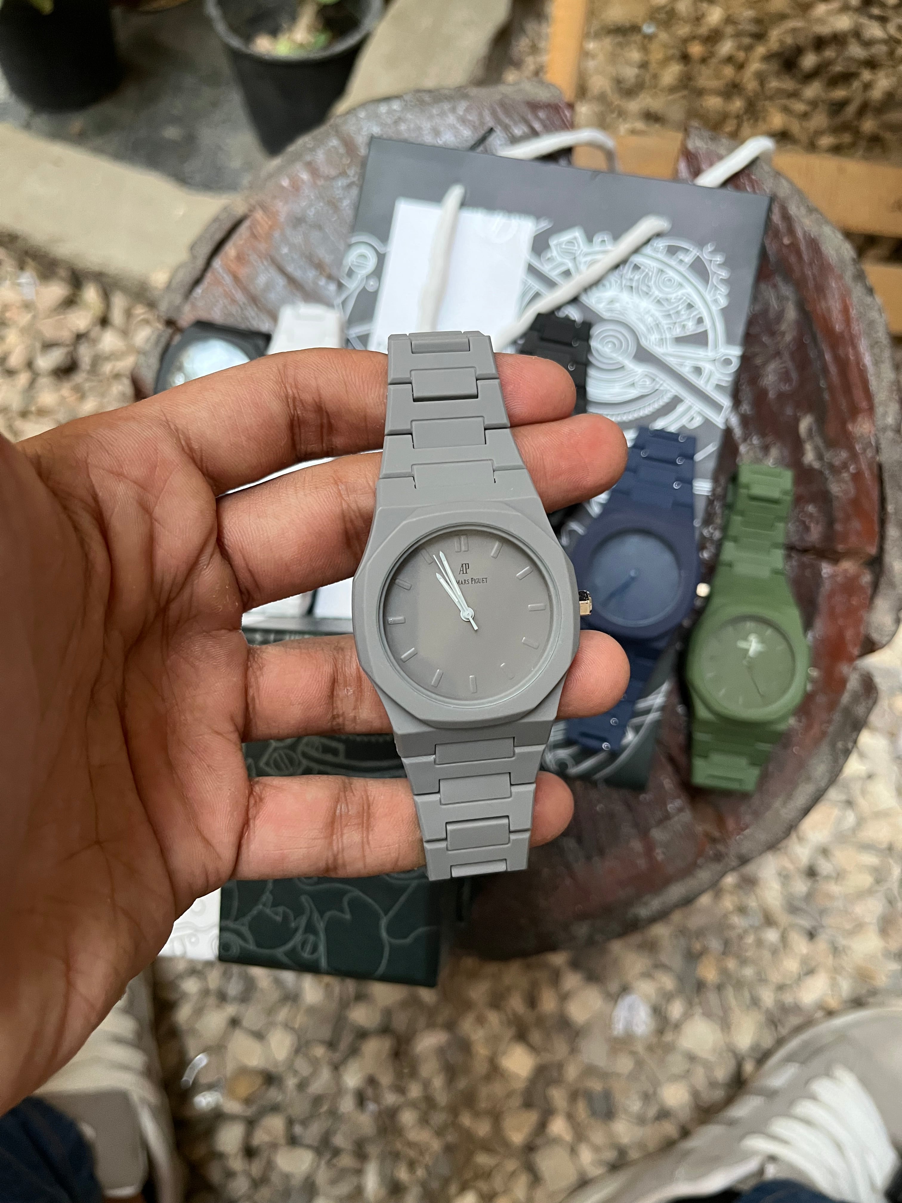 Carpon watch collection