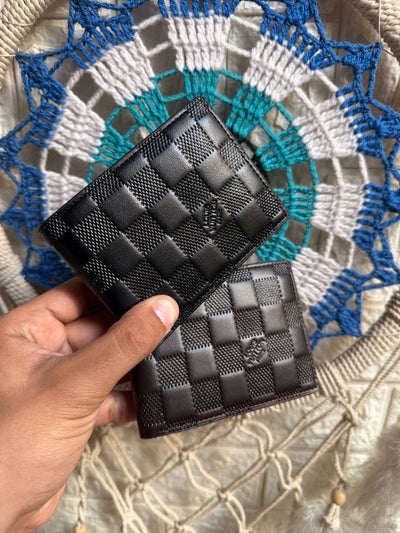L-V Damier Wallet