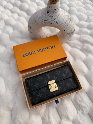 LV Long Wallet Pattern