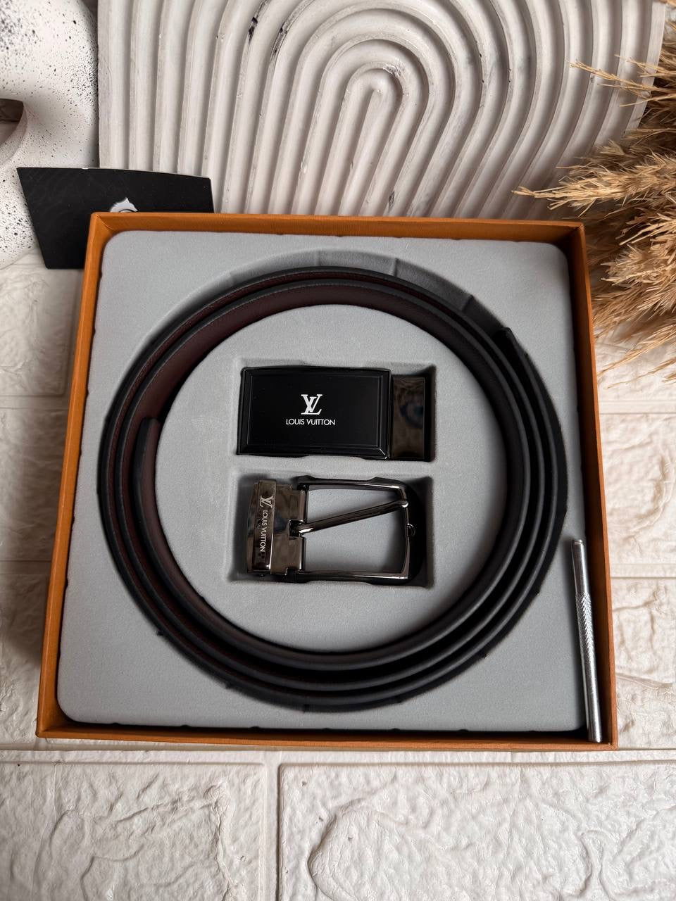 L_v Belt “mirror original “
