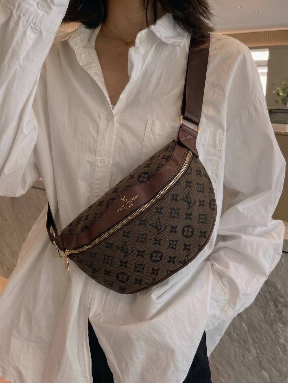 Brown Cross Bag “L-V”