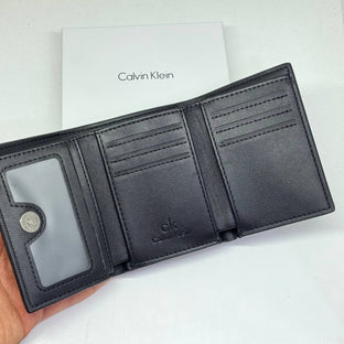 Calvin Klein -leather wallet
