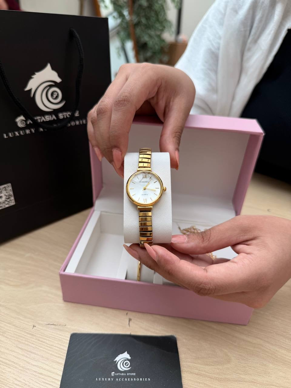 Swan pink Gift Box