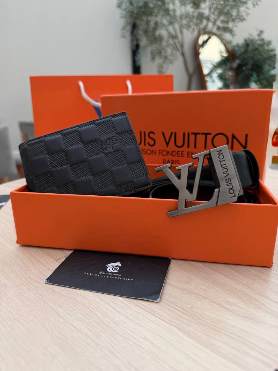 Louis Vuitton Box “ wallet +belt”