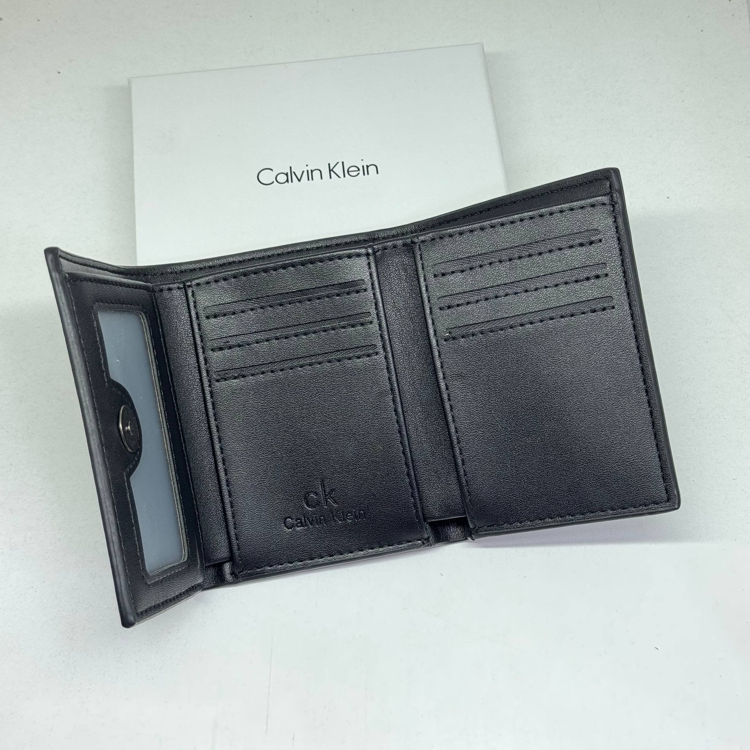 Calvin Klein -leather wallet