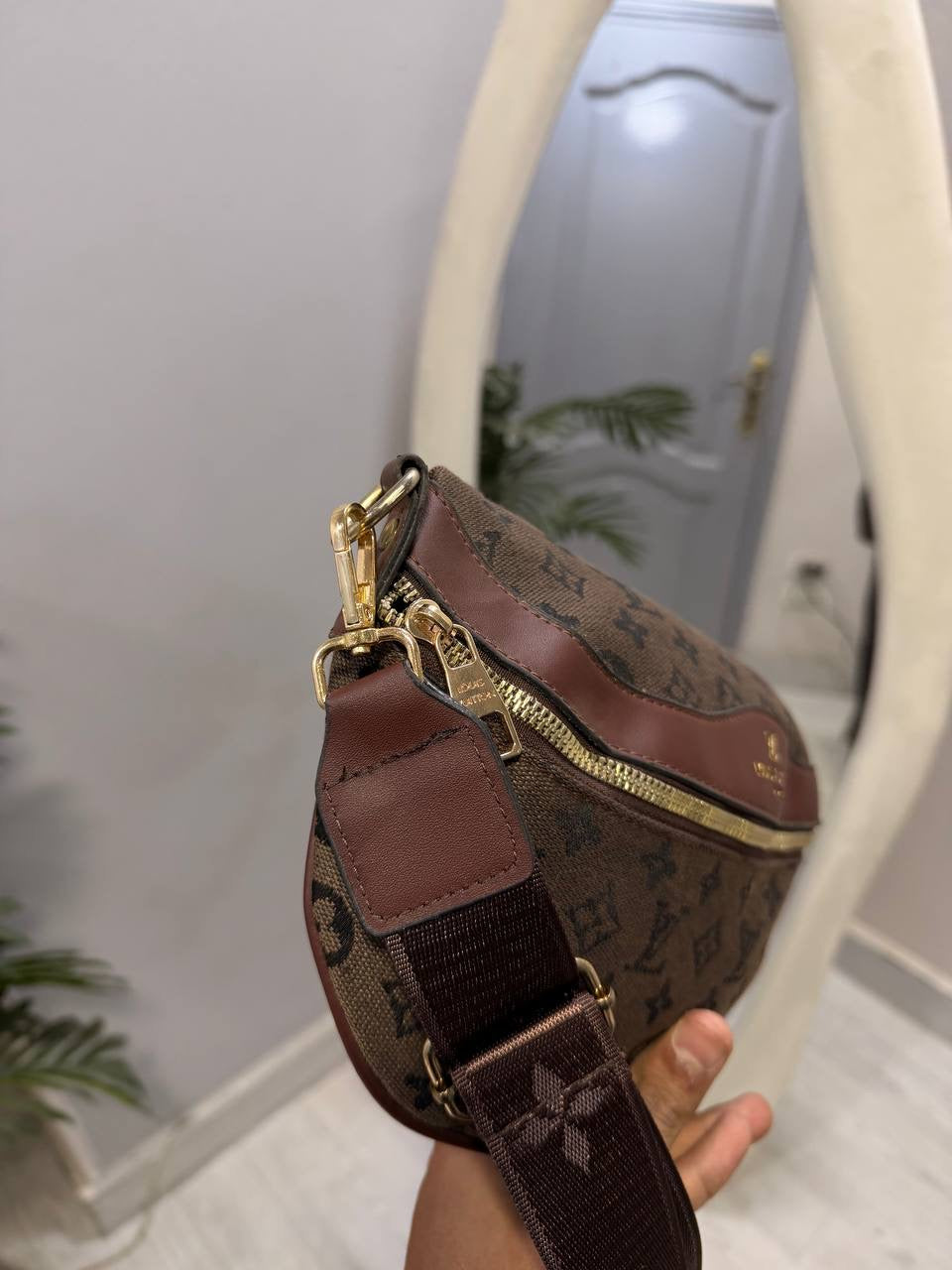 Brown Cross Bag “L-V”