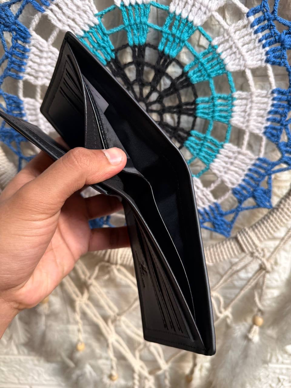 L-V Damier Wallet