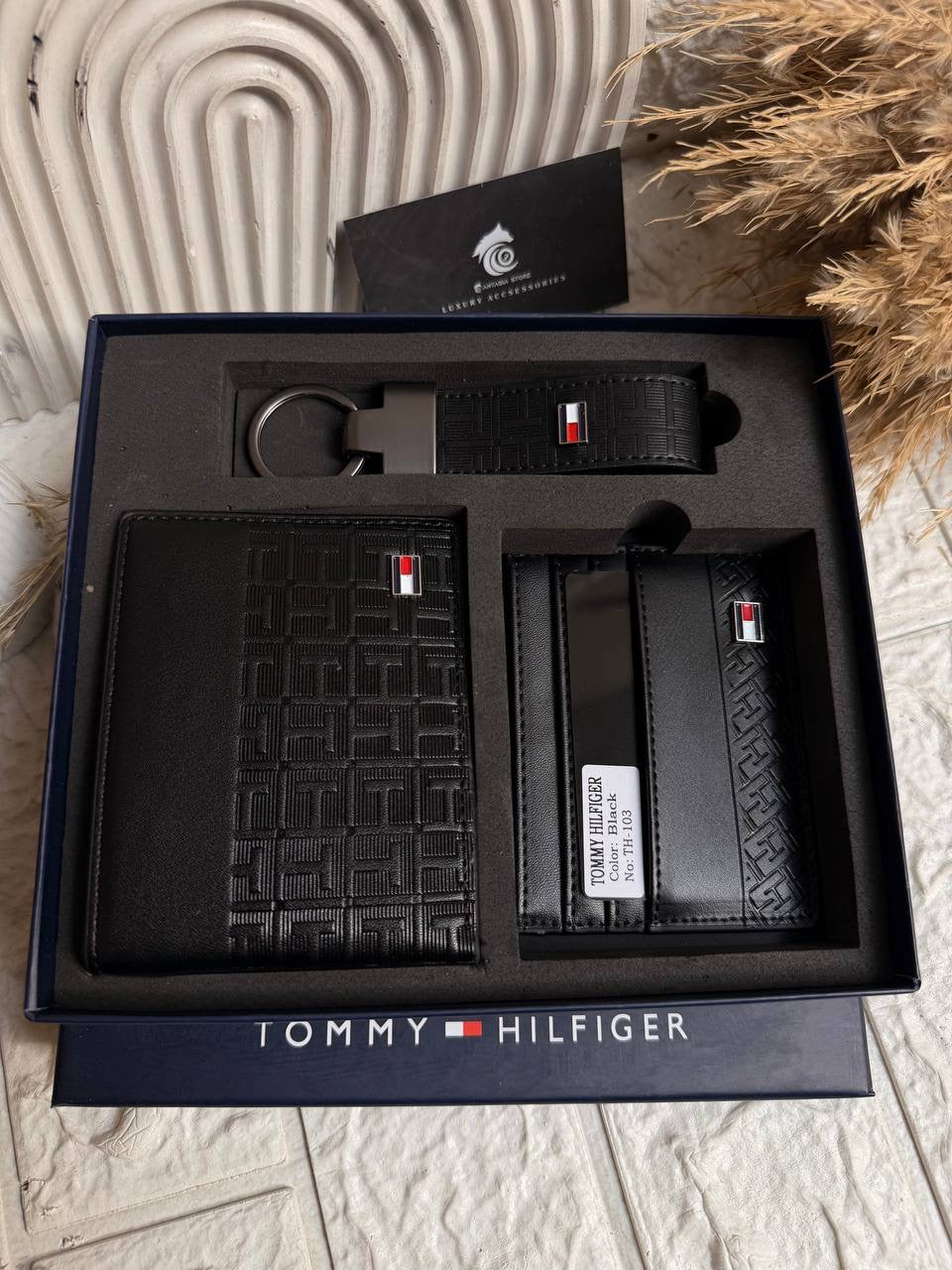 Premium Tommy Hilfiger Leather Gift Box 5