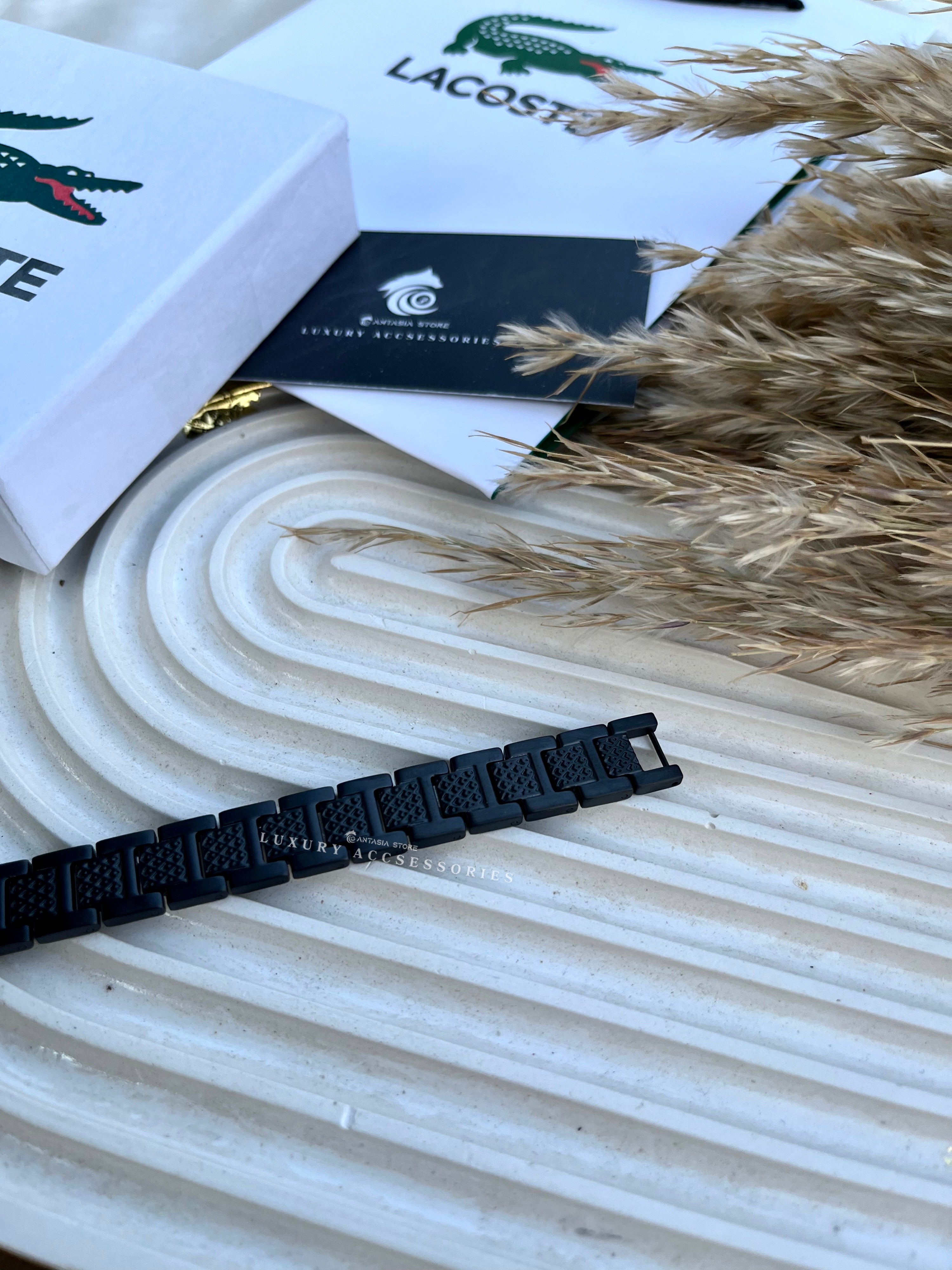 Black original Lacoste shape