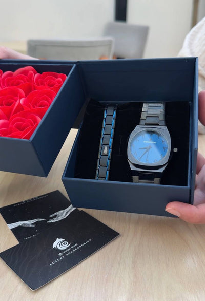 Blue Flower Gift Box “ bracelet-watch”