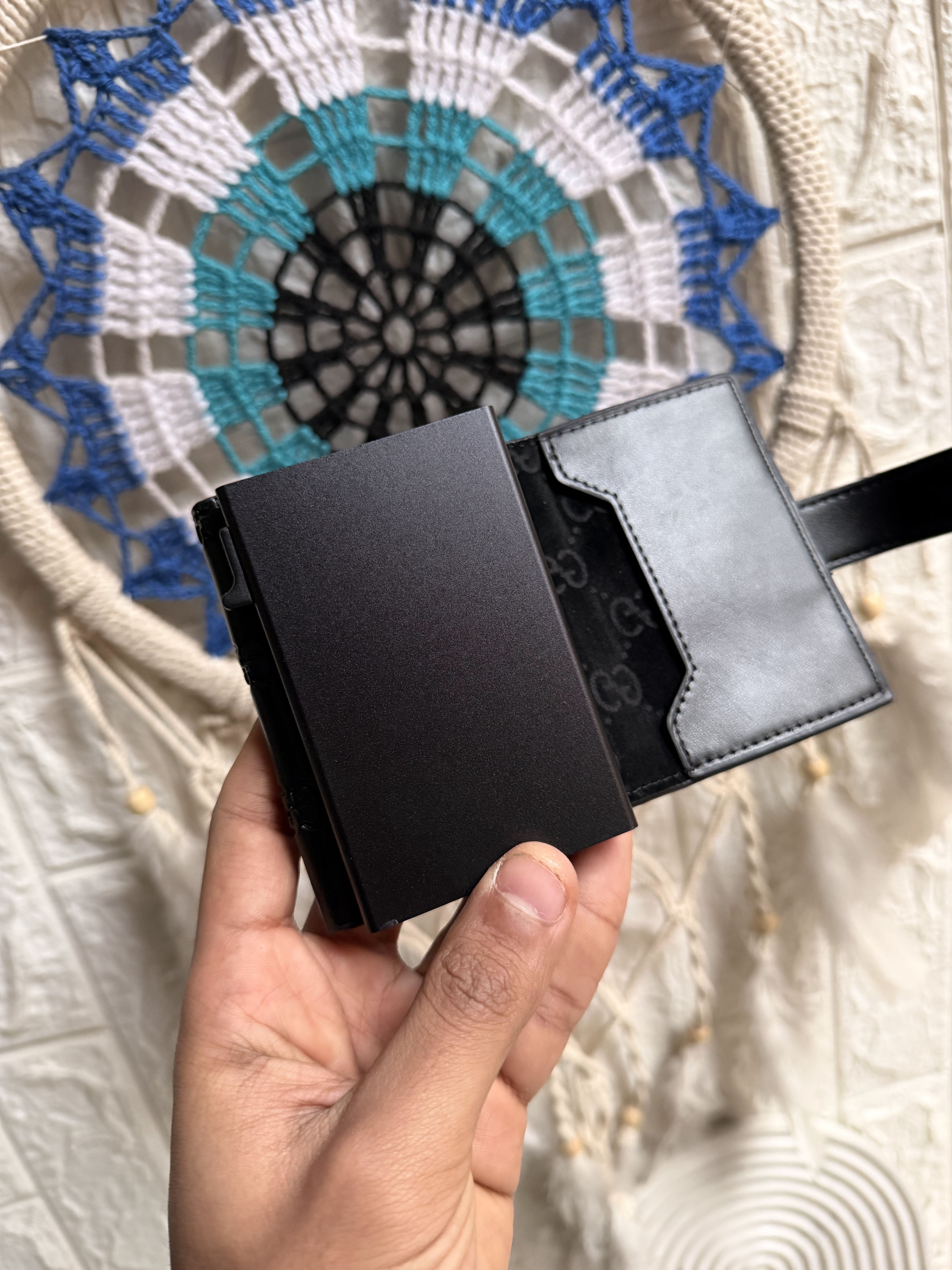 Gucci Smart Flex Wallet