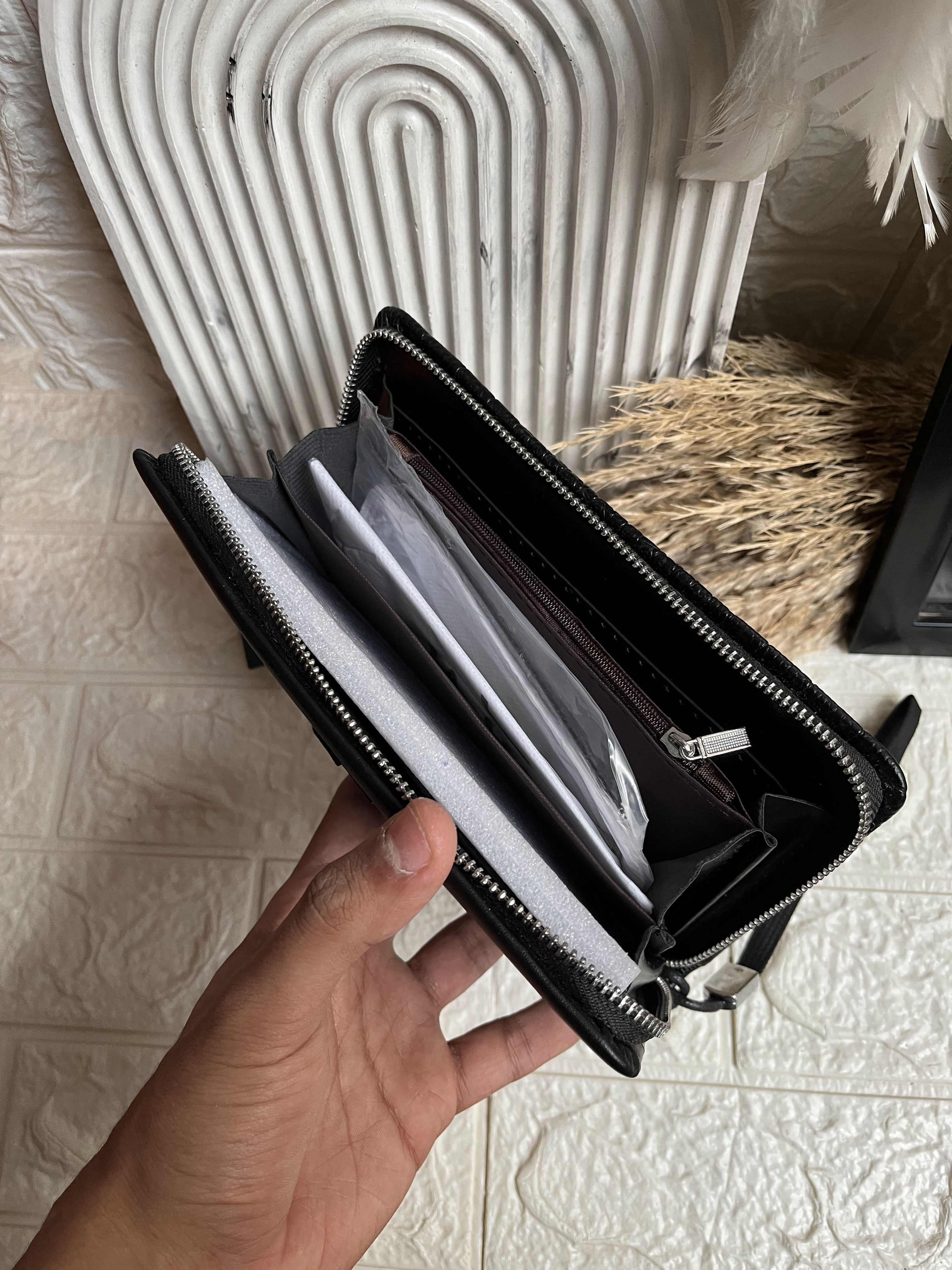 Premium Men’s Clutch Wallet