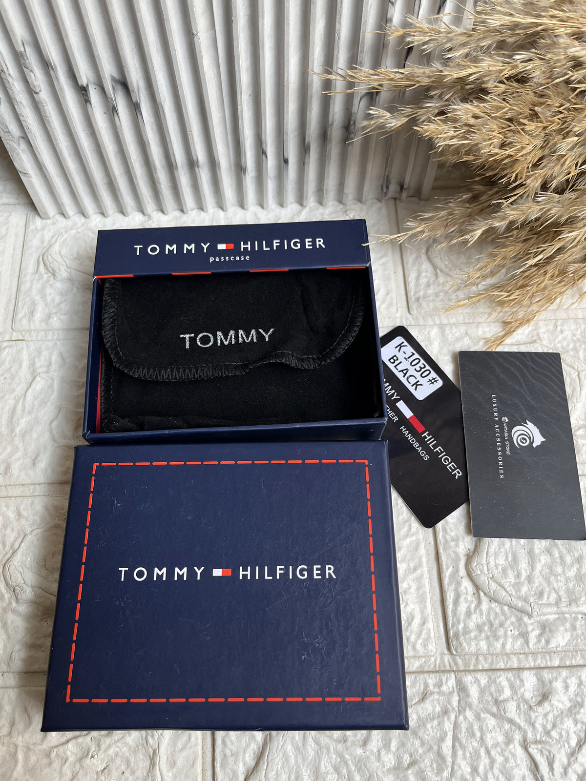 TOMMY WALLET "v 3"