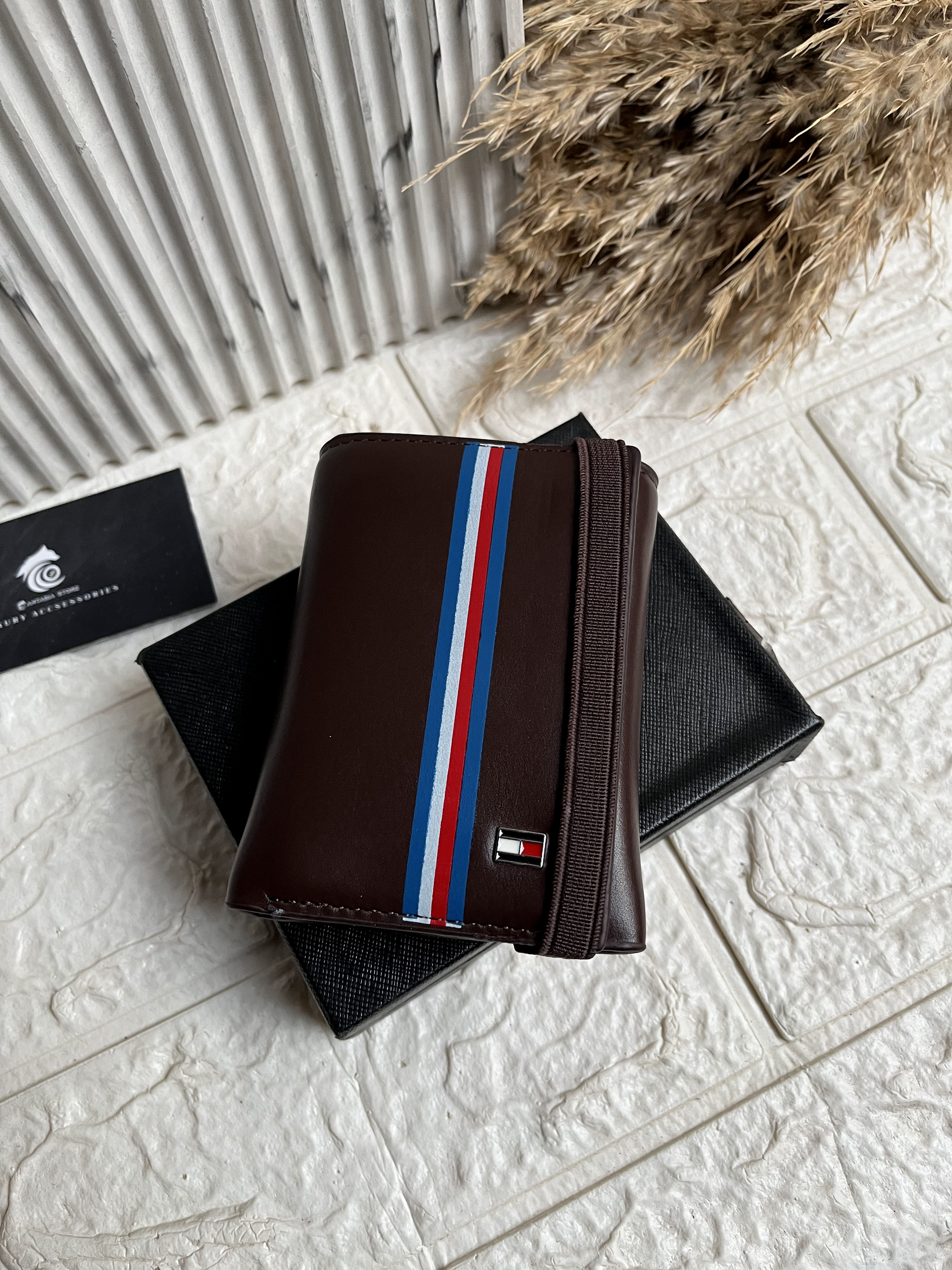 Tommy hilfiger wallet 4