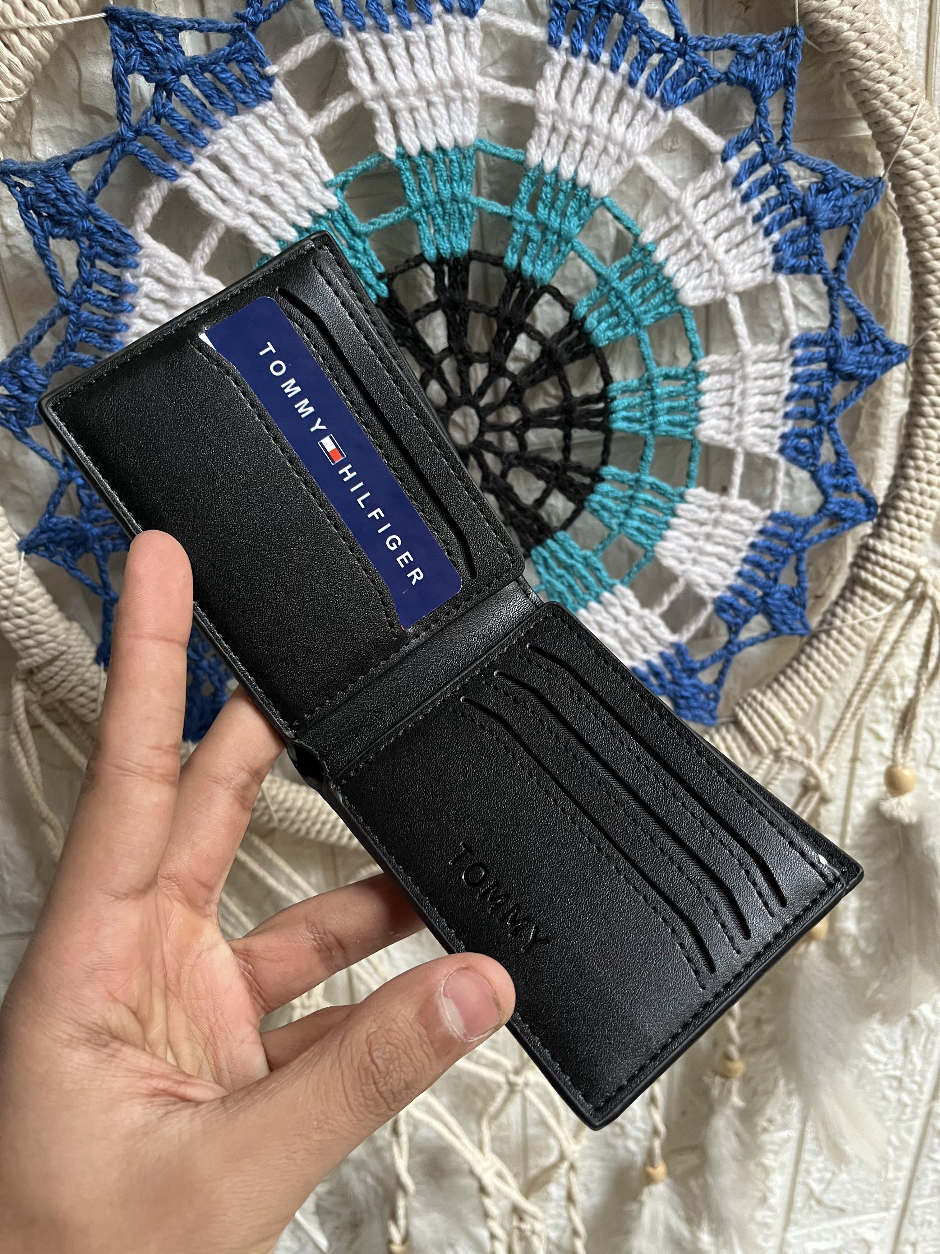 Tommy hilfiger wallet 5