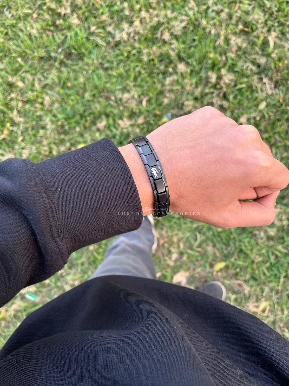 All black Couples Lacoste