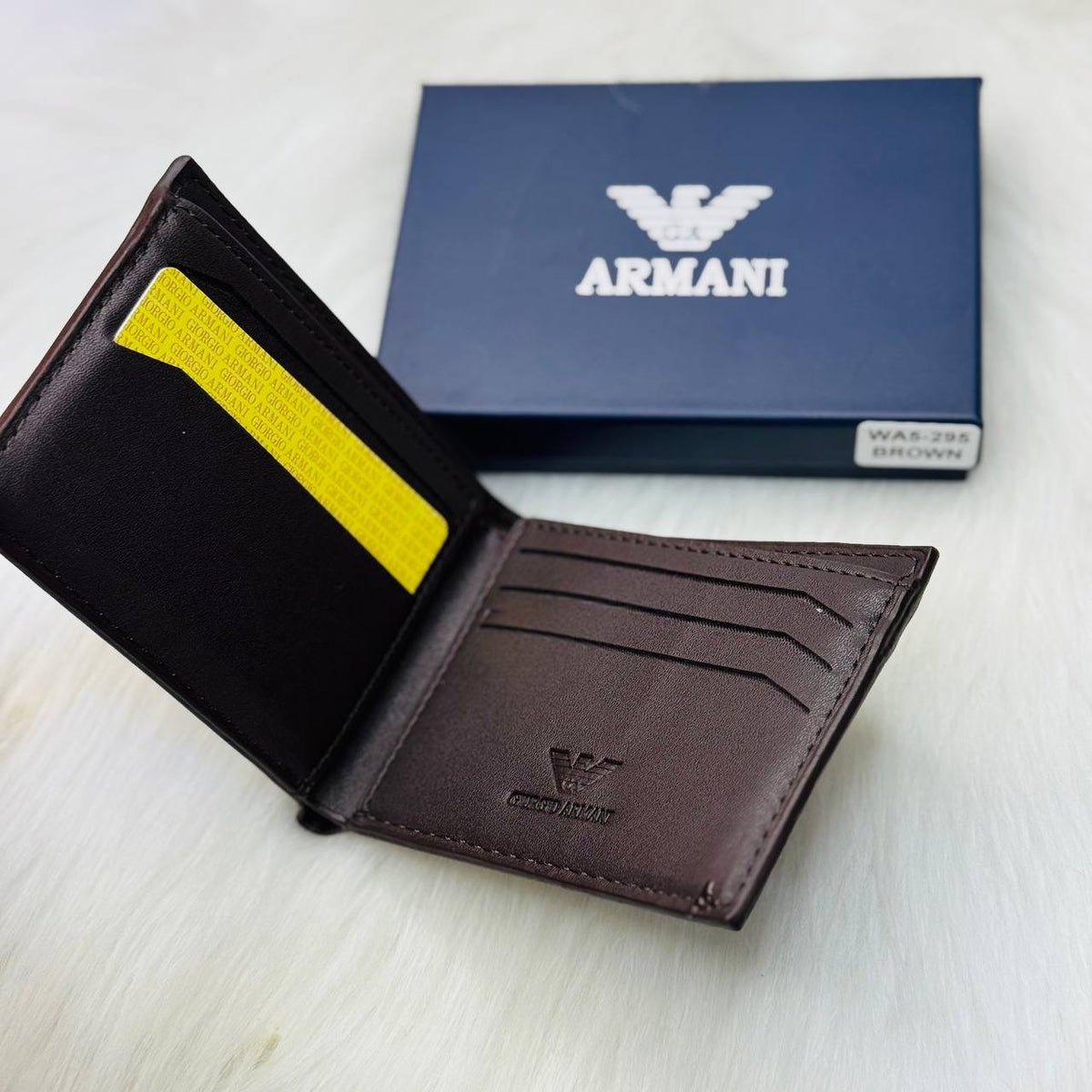 L-V basic wallet