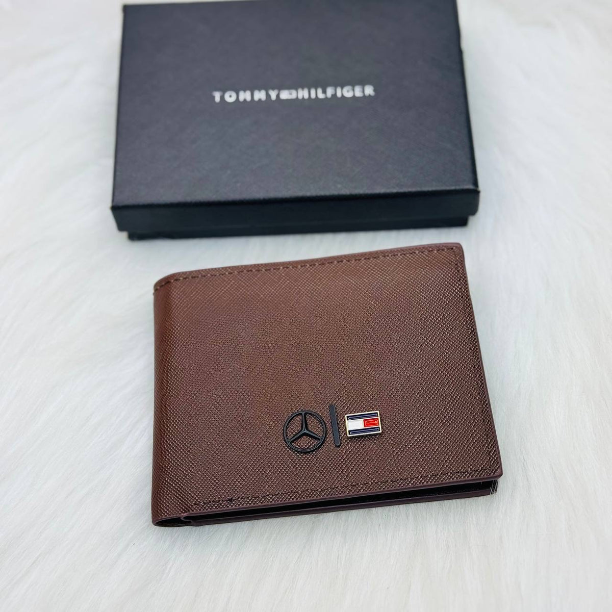 TOMMY MERCEDES WALLET