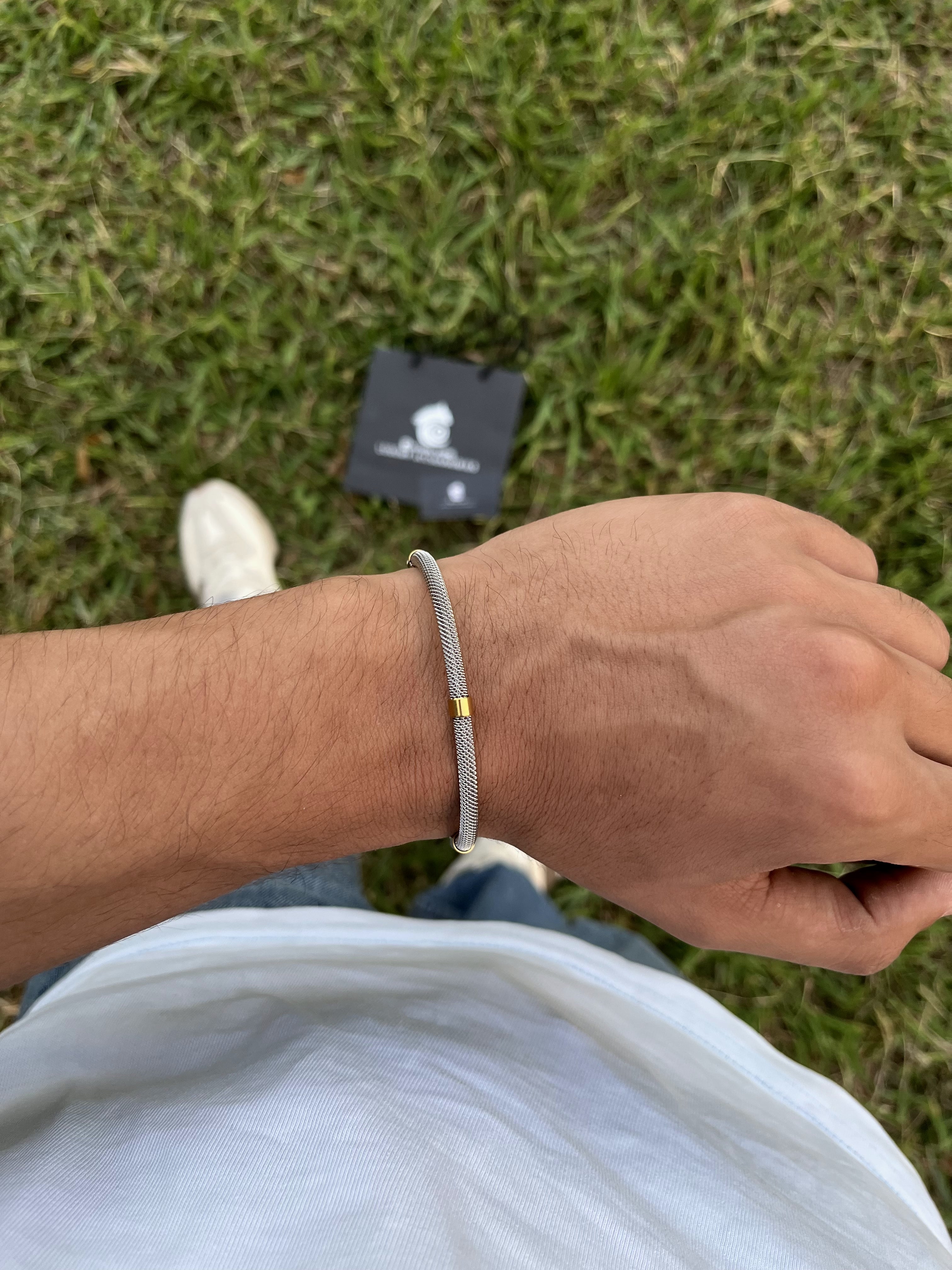 Basic Bracelets color