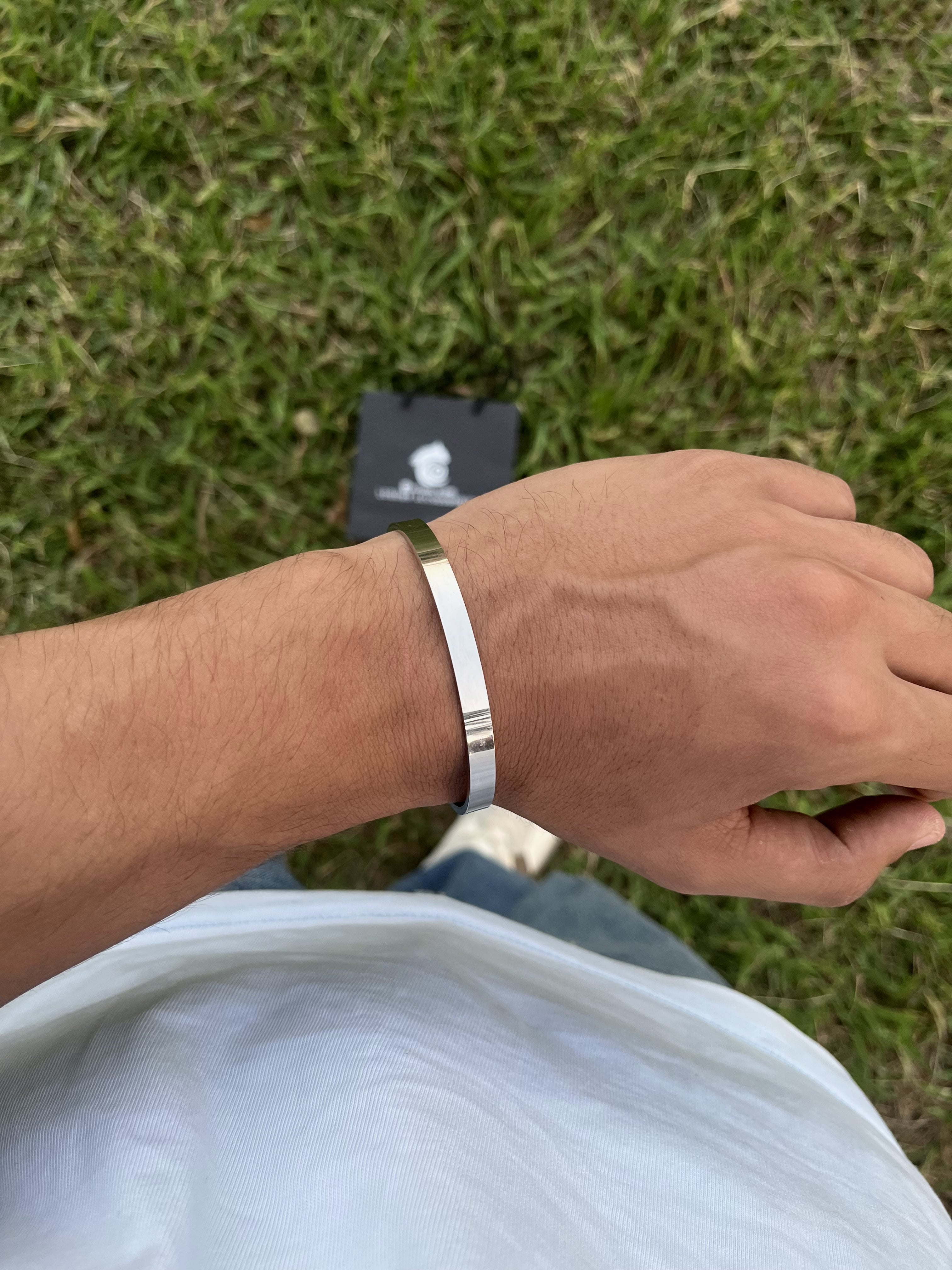 Basic Solid Bracelet