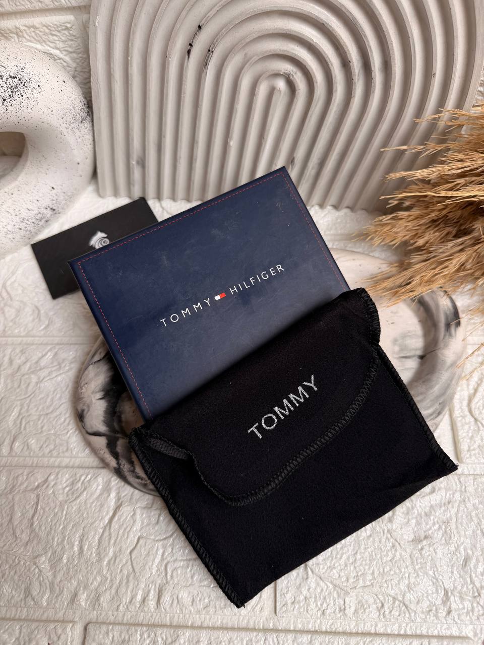 Tommy Hilfiger Men's Classic Trifold Wallet