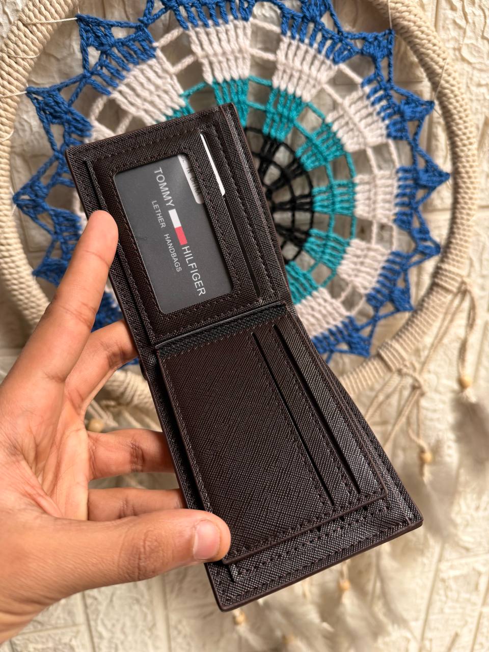 Tommy Hilfiger wallet 6