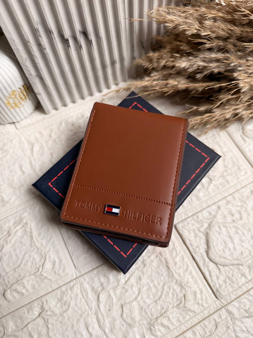 tommy wallet 15