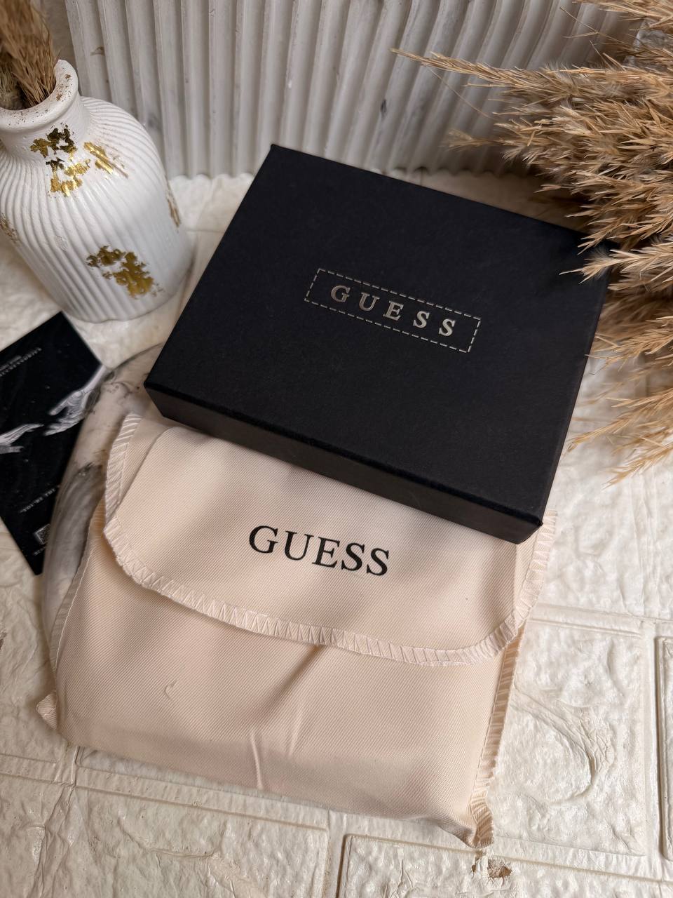 GUESS 2 Color Wallet