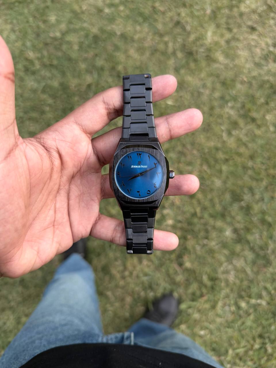 Black-Blue  Ab Carpon Watch