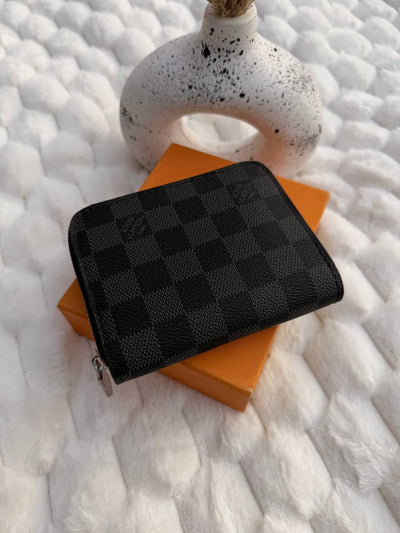 Black L-V Damier Woman Wallet