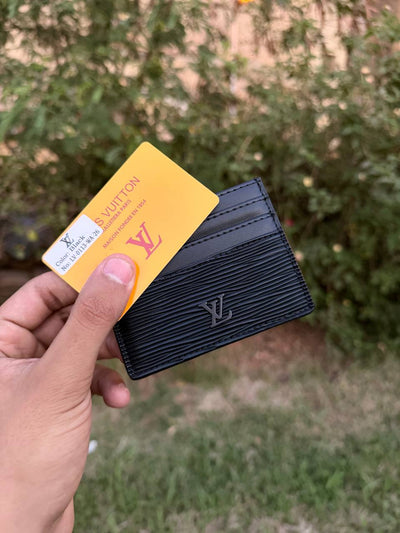 L-v Cardholder design 1