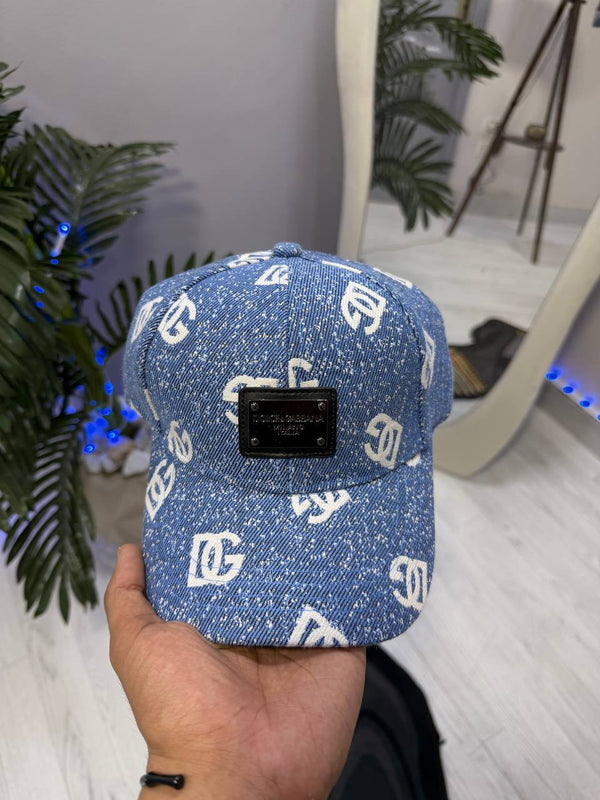 Dolce & Gabbana  CAP