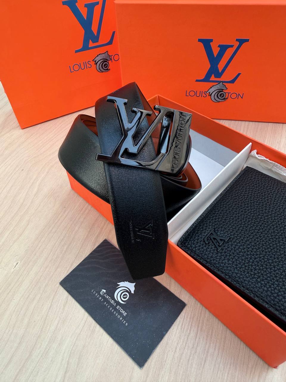 Louis Vuitton Box “ wallet +belt”