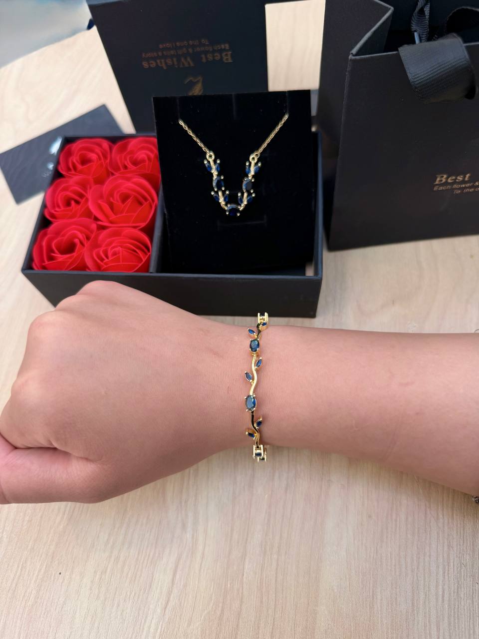 Tulip Set " Necklace+Bracelet" 2