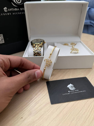 Swan White Gift Box