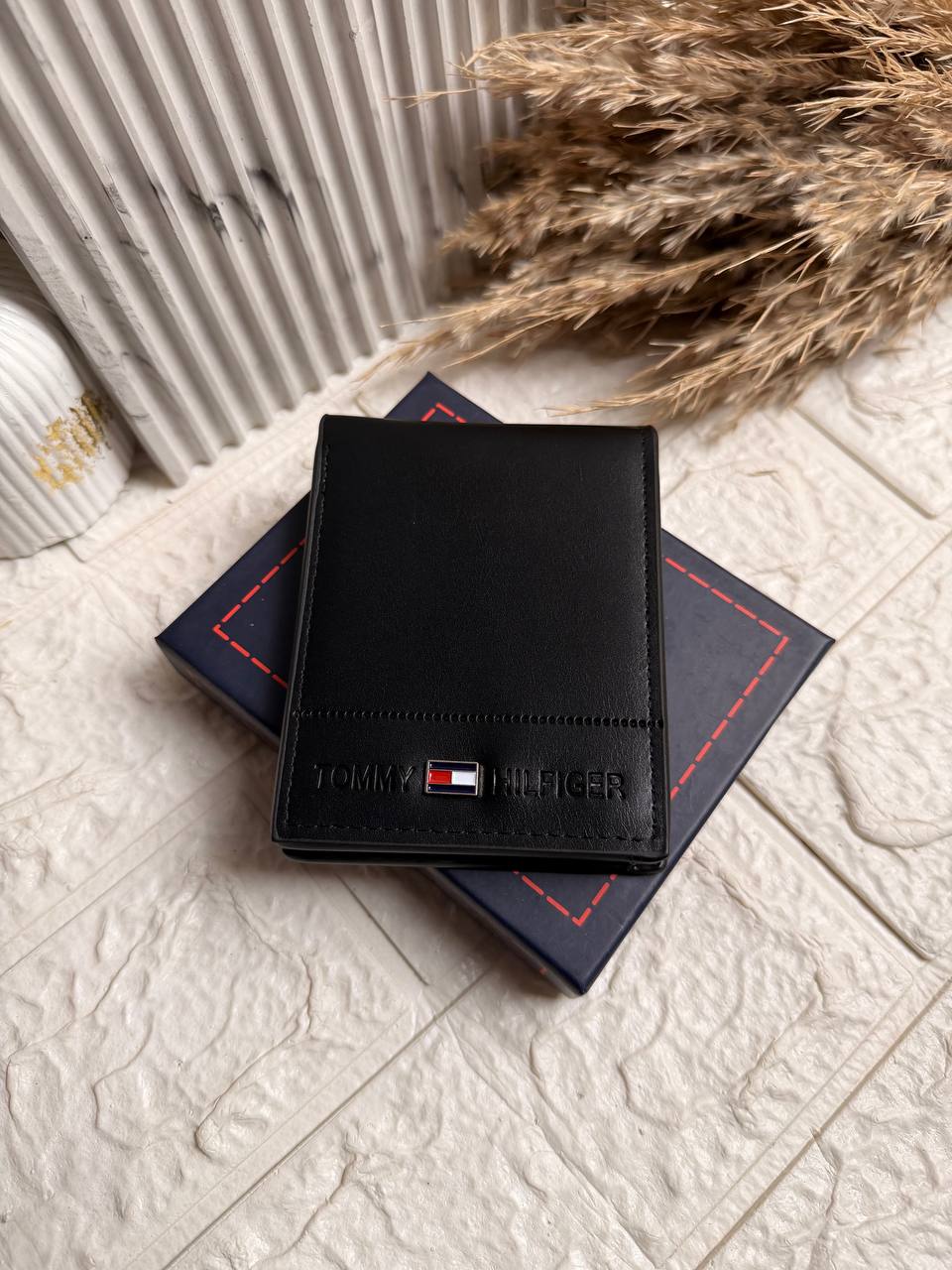 tommy wallet 15
