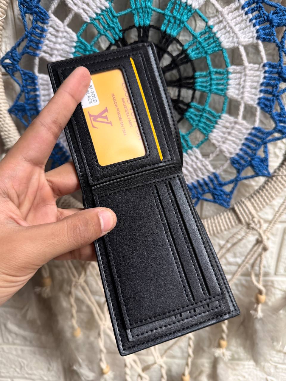 L-V Wallet 5