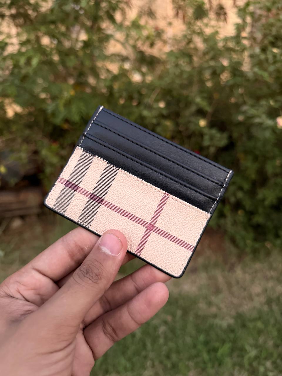 Burberry cardholder